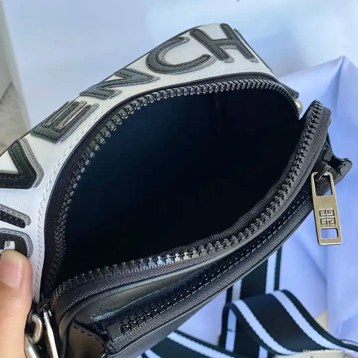 Official Brother Sam 2209SW0039 Bag Givenchy 1015